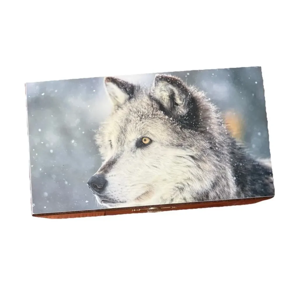 Timber Wolf Cedar Keepsake Box Jewelry Memory Chest Brass Latch Gift